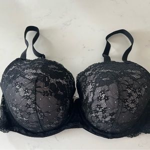 Victoria’s Secret Dream Angels Laced Demi bra